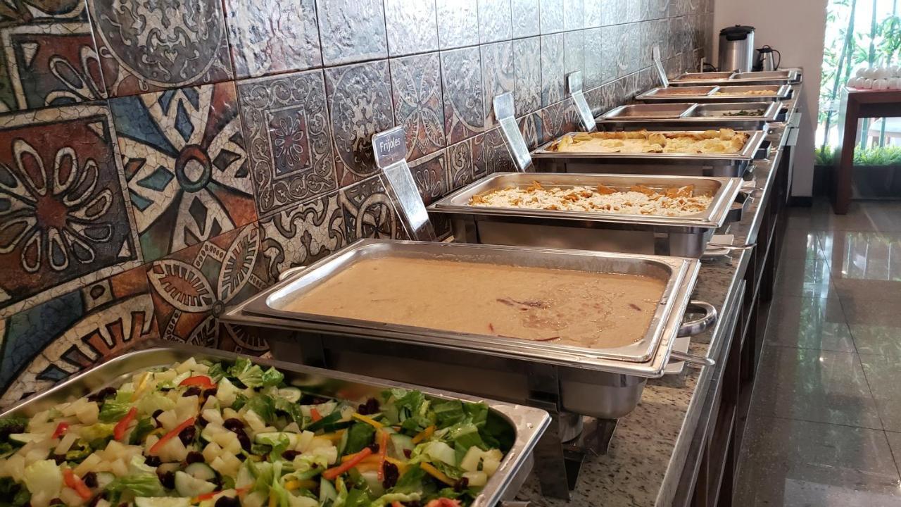 Terrass Hotel Zamora Zamora de Hidalgo Εξωτερικό φωτογραφία